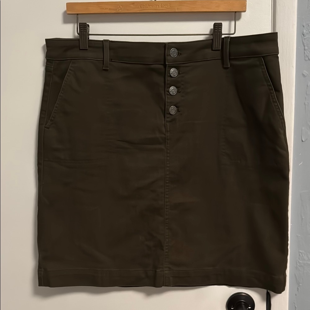 EUC Talbots Denim Cotton Blend Women's Brown Skirt.  Size 14.